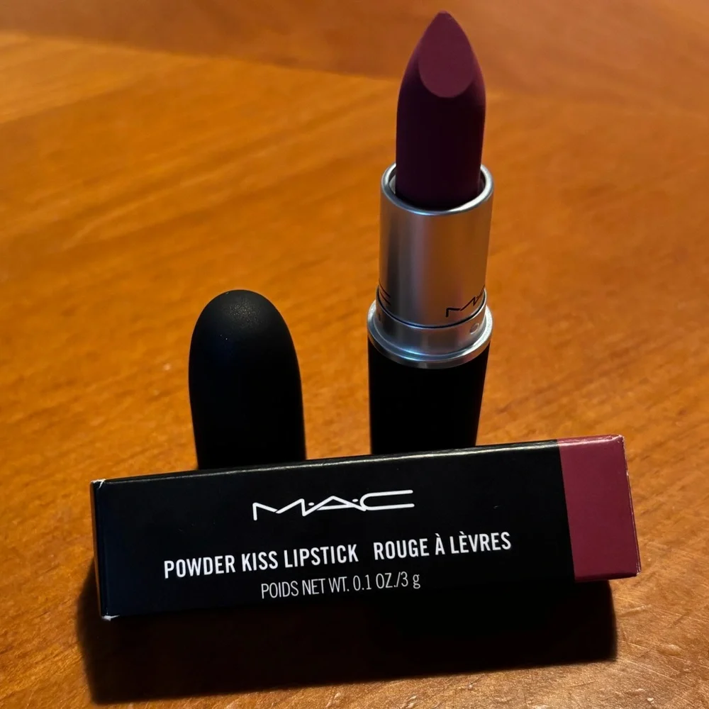 MAC Lipstick Burning Love